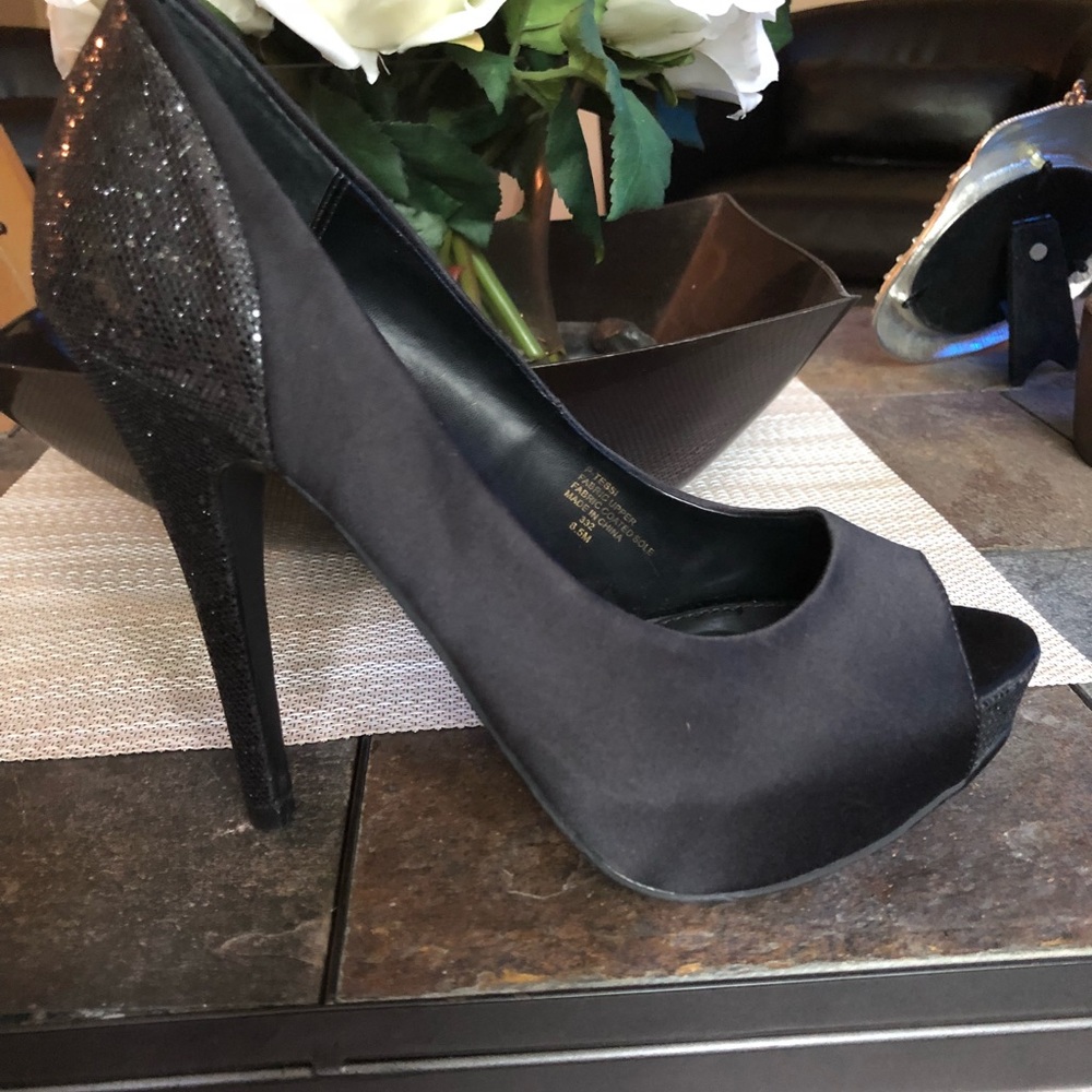 Black Steve Madden Heels